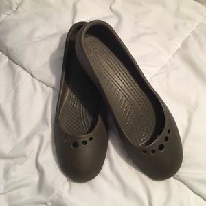Women’s crocs flats
